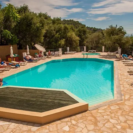 Ξενοδοχείο Nissaki Sea View 2*