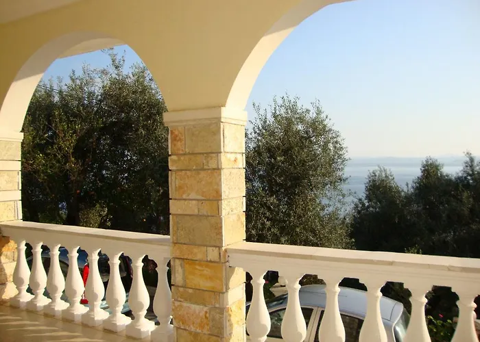 Hotell Nissaki Sea View 2*