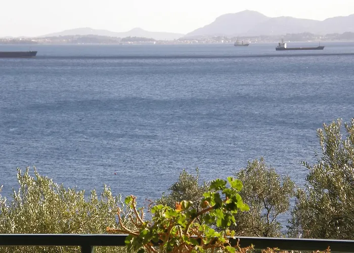 Hotel Nissaki Sea View 2*